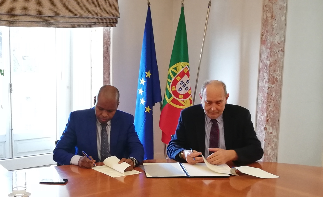 Protocolo de Cooperação entre a Autoridade da Mobilidade e dos Transportes e a ARME - Agência Reguladora Multissectorial da Economia de Cabo Verde